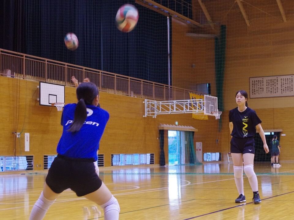 バレーボール部　女子